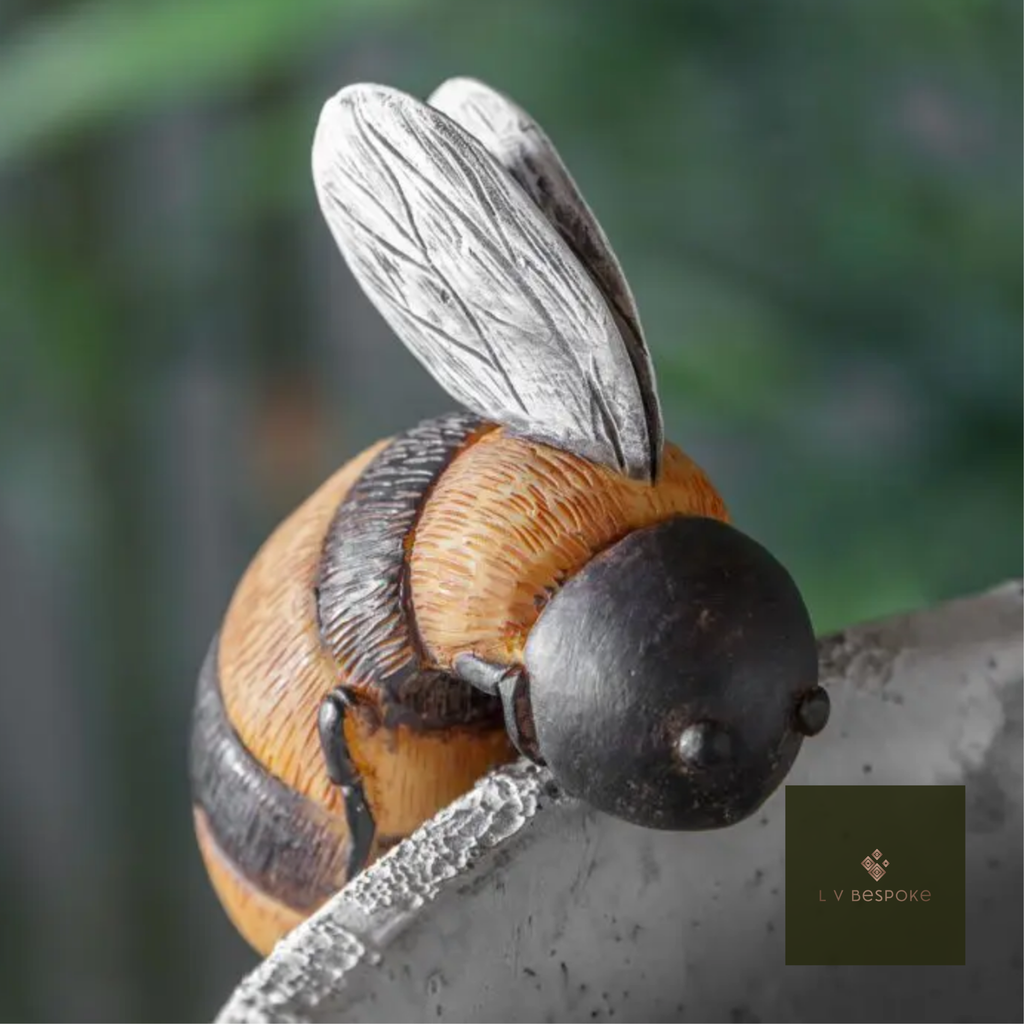 Bee Pot Hanger