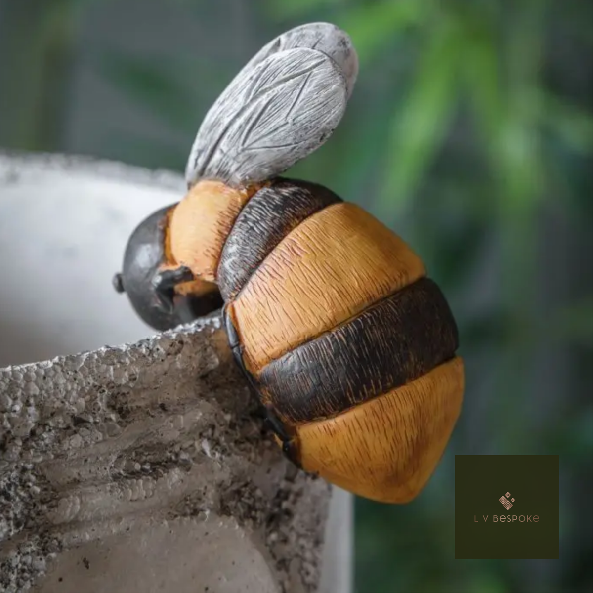 Bee Pot Hanger