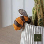 Bee Pot Hanger