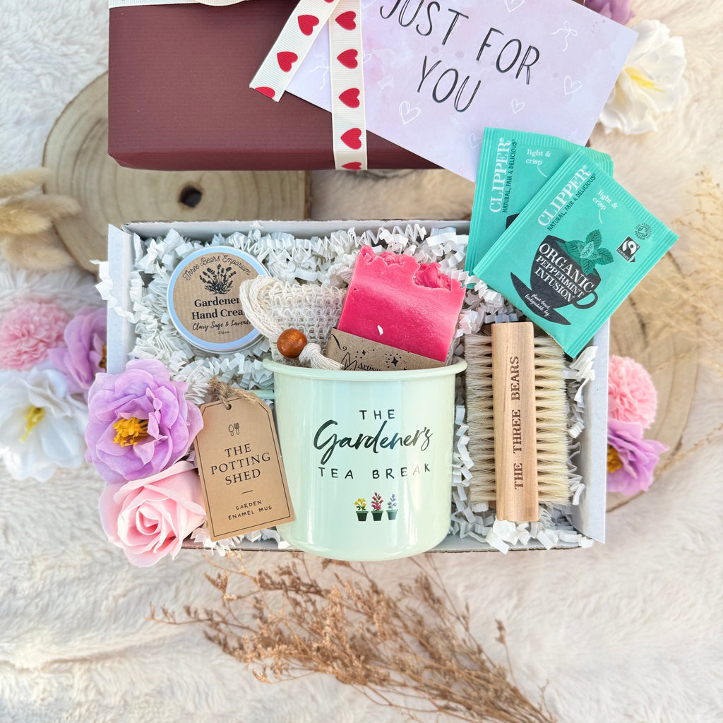 Tea in the Garden Hamper | Gift For Gardeners